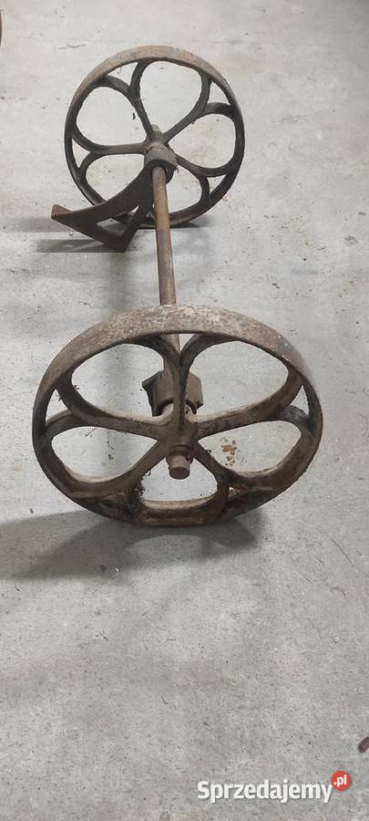 Stare koła żeliwne Andrzejewo