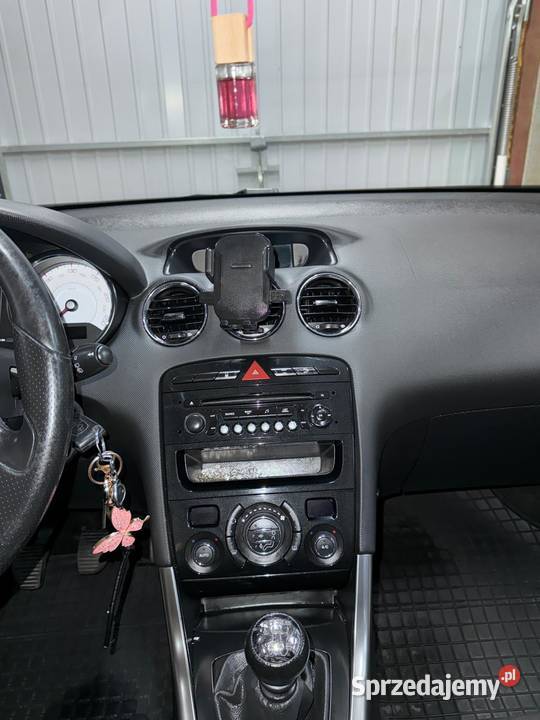 Peugeot 308 z silnikiem 16 benzyna Huta Nowa