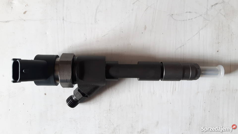 WTRYSKIWACZ RENAULT 19DCI 0445110109B 8200100696 Części Suchedniów
