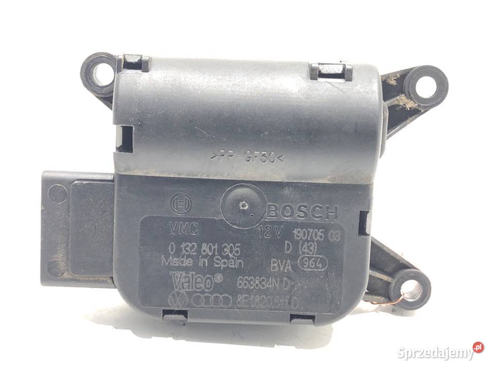 SILNIK NAGRZEWNICY AUDI 8E1820511D A4 B7 0408