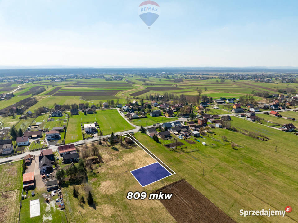 Płaska działka budowlana centrum