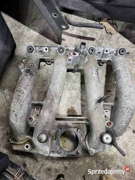 Kolektor ssący w124 m102 23 Poraj