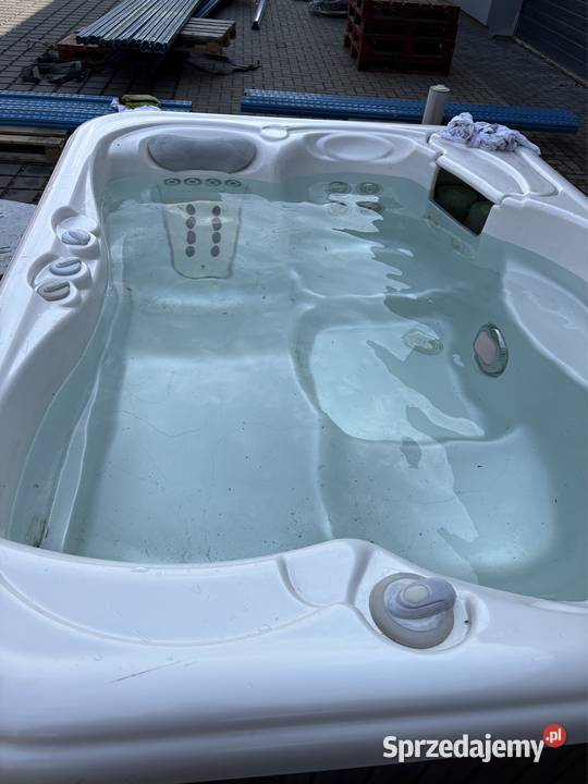 Wanna ogrodowa jacuzzi basen HOTSPRING 34