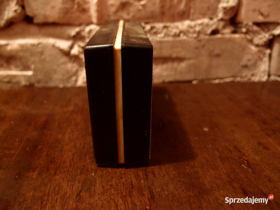 Z dawnych lat zabytkowe radio Neywa 402 antyk z Kolekcje Łódź