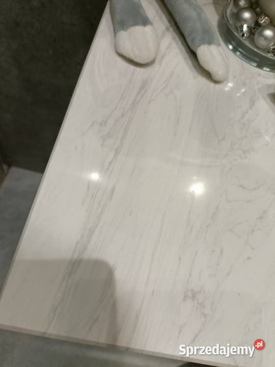 Parapety granitowe na wymiar Oświęcim