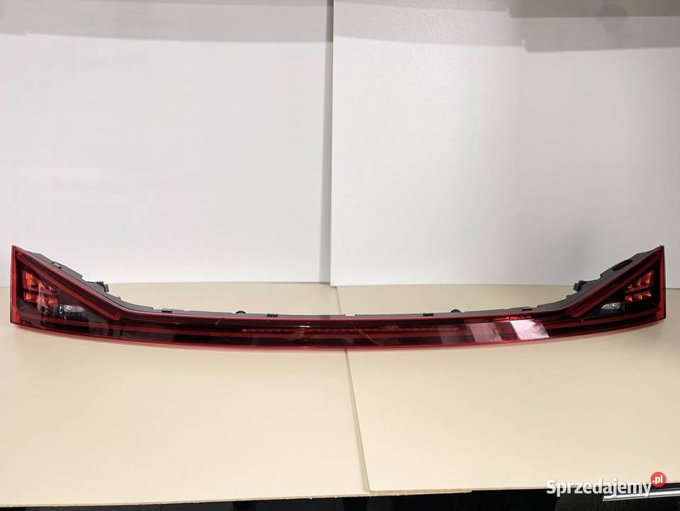 CUPRA FORMENTOR LAMPA TYŁ BLENDA  5FF945302 osobowe Ostroróg