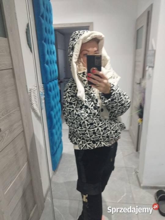 Kurtka puchowa z kapturem