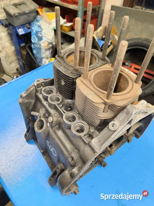 Blok silnika fiat 126 600 cc pojemności razem z osobowe Blok silnika Warszawa sprzedam