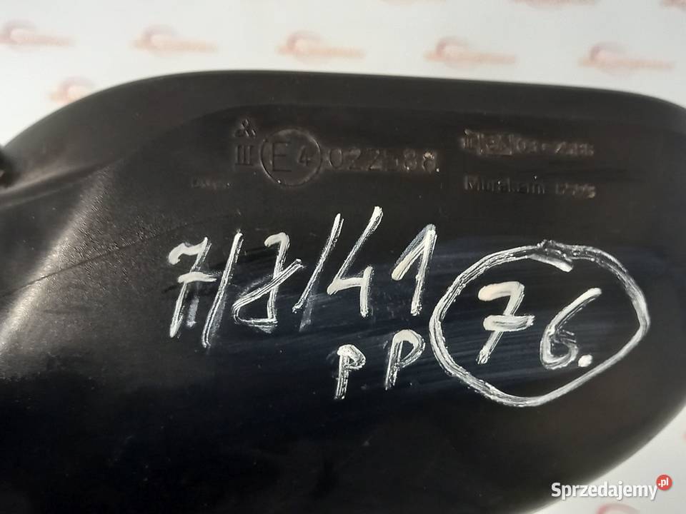 OUTLANDER II 08r lusterko prawe E4022588 ANGLIK osobowe Kielce sprzedam