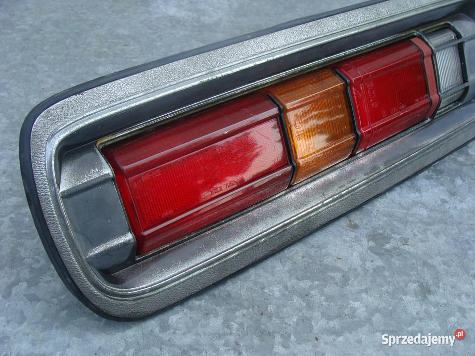 Datsun 180B lampa tylna lewa osobowe Oświetlenie Goleniów