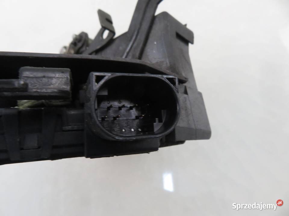 ZAMEK LEWY PRZEDNI BMW 3 Compact E46 82534310