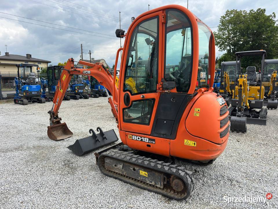 Minikoparka JCB 8018 z 2012r ładna 1800 Długie Rok produkcji 2012 Złoczew