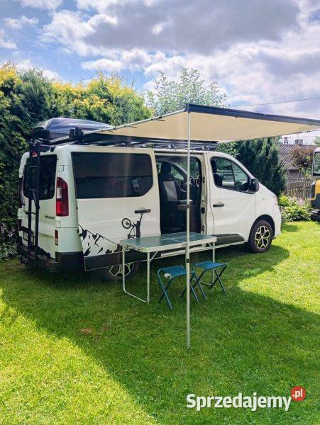 Renault Trafic 9 osób kampervan kamper świętokrzyskie Sędziszów