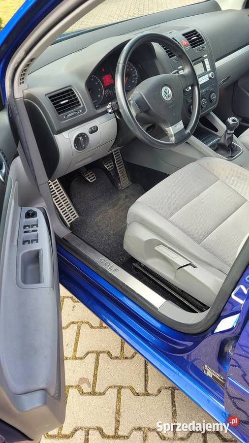 Volkswagen Golf Specjalna Edycja 1 R VW