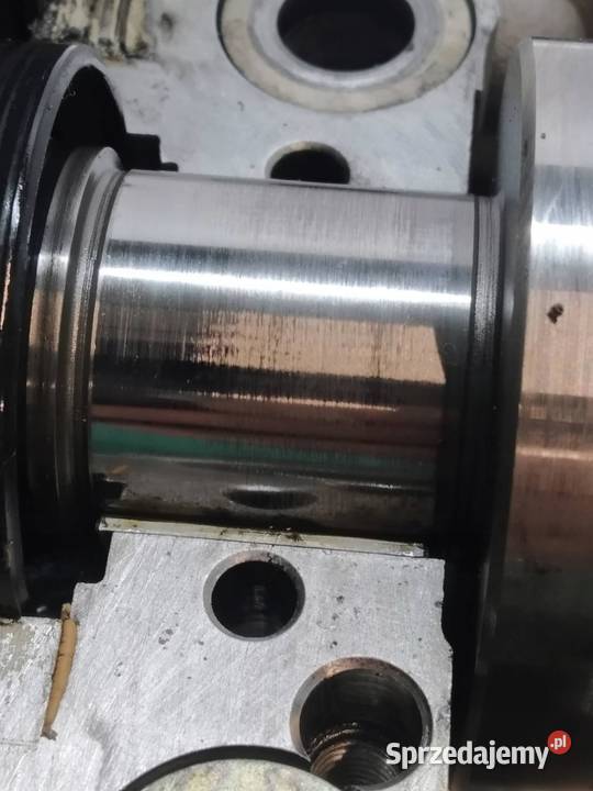 GŁOWICA KOMPLETNA 038103373R 19 TDI Ford Galaxy osobowe sprzedam