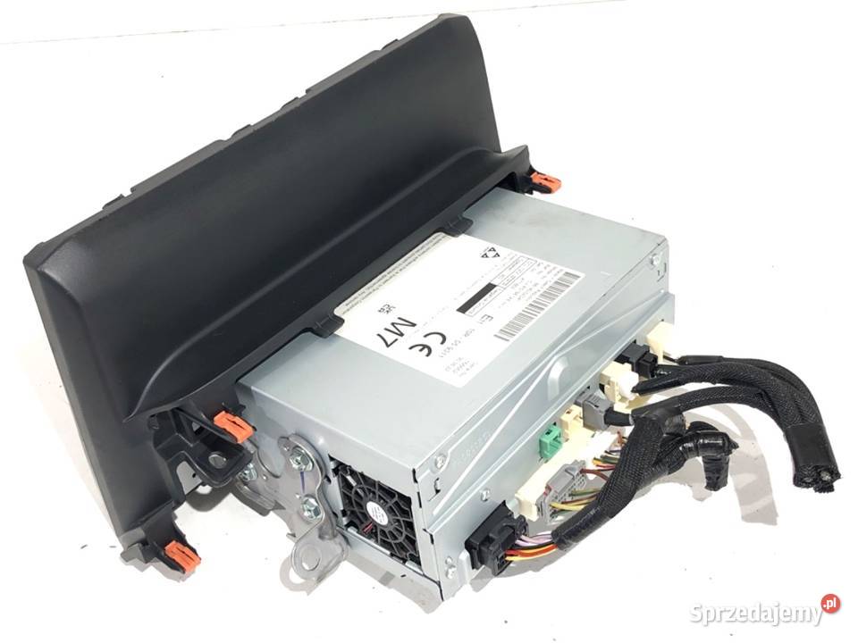 RADIO TOYOTA COROLLA E21 8614002D41 ODTWARZACZ osobowe Sprzęt audio fabryczny