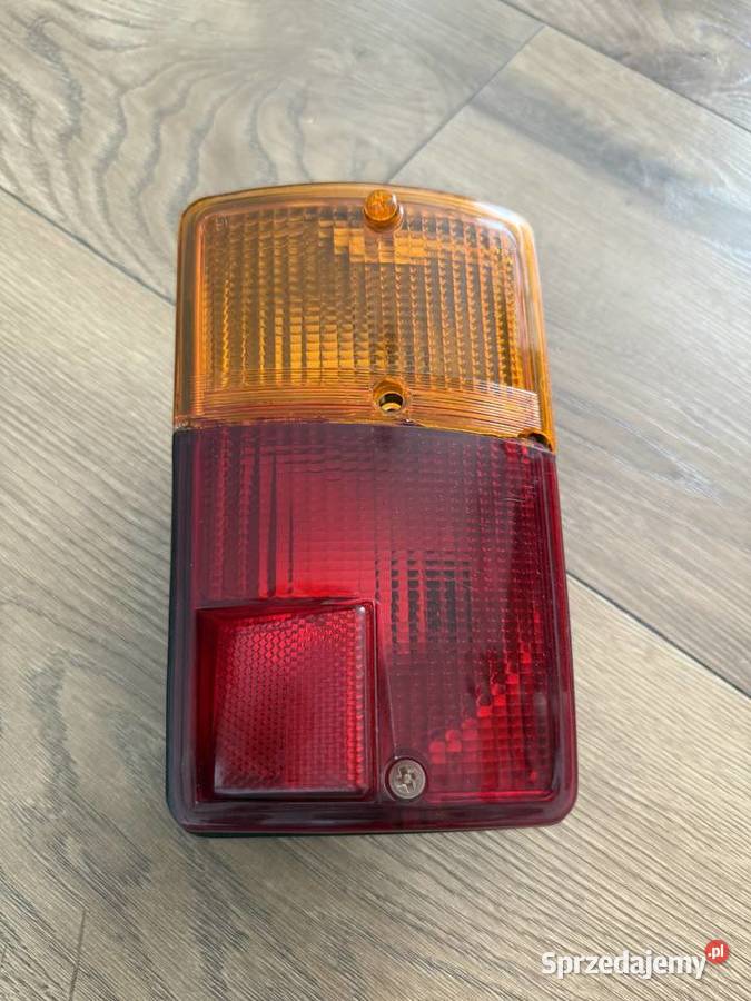 Lampa tylna prawa ST do Fiat 126