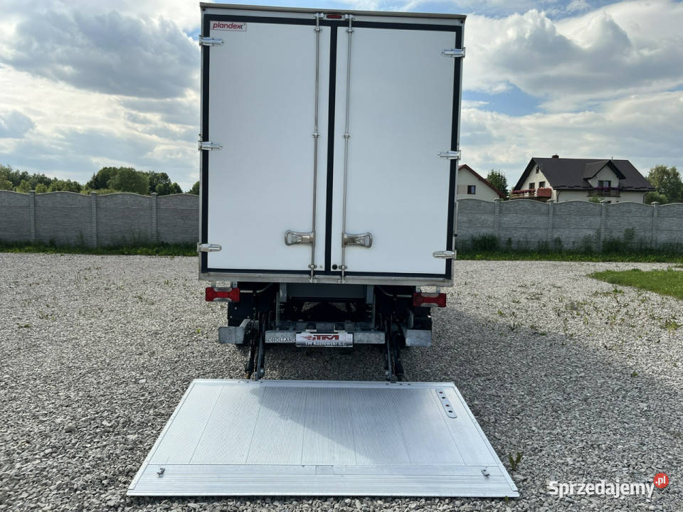 Iveco Daily 70C18 Winda1tona MroźniaChłodnia ASR (kontrola trakcji) Motoryzacja Daleszyce sprzedam