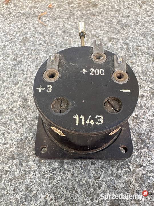 Wskaźnik woltomierz analogowy 200V Poznań sprzedam