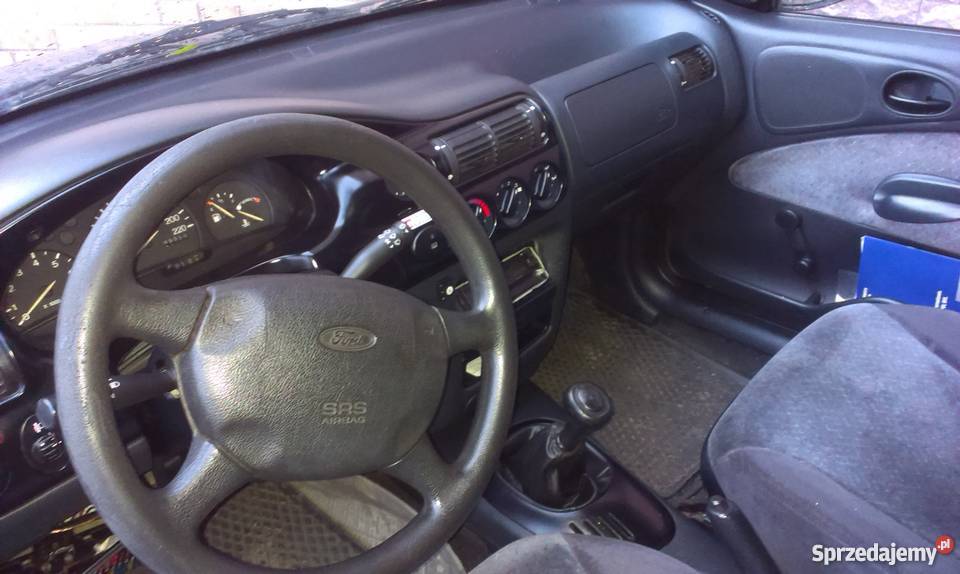Ford escort kombi 95 14 benzyna z gazem nieuszkodzony Szczecin