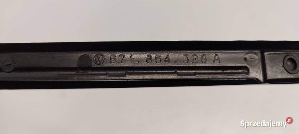 VW TAYRON LISTWA SZYBY CZOŁOWEJ PRAWA 571854328A sprzedam
