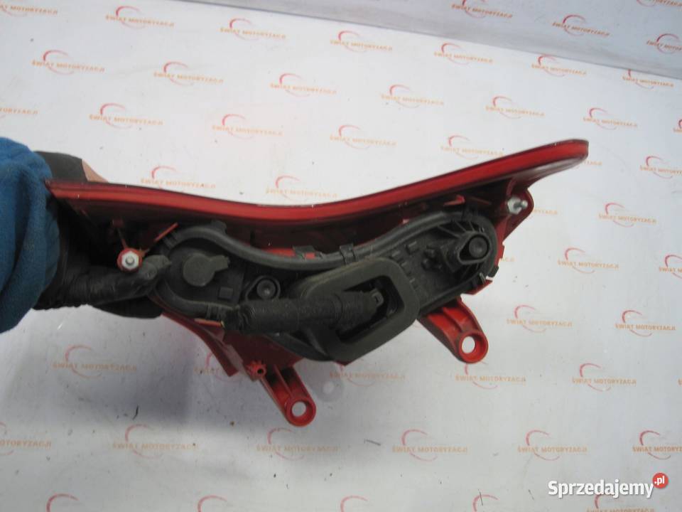 PEUGEOT 3008 11r lampa prawa tył Kielce sprzedam