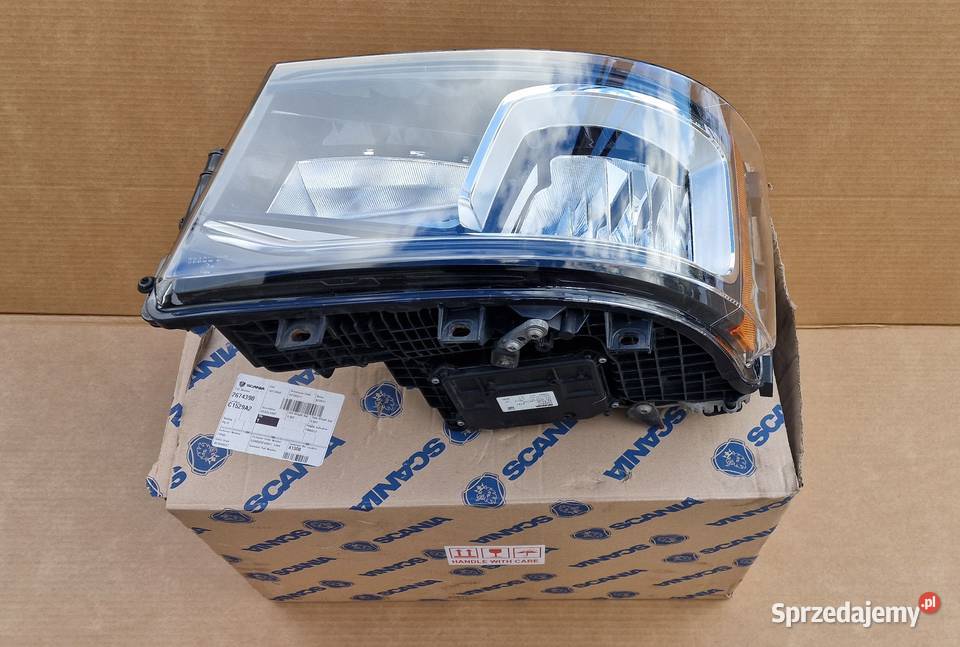 SCANIA R S G LAMPA PRZEDNIA REFLEKTOR FULL LED Motoryzacja Bieleń