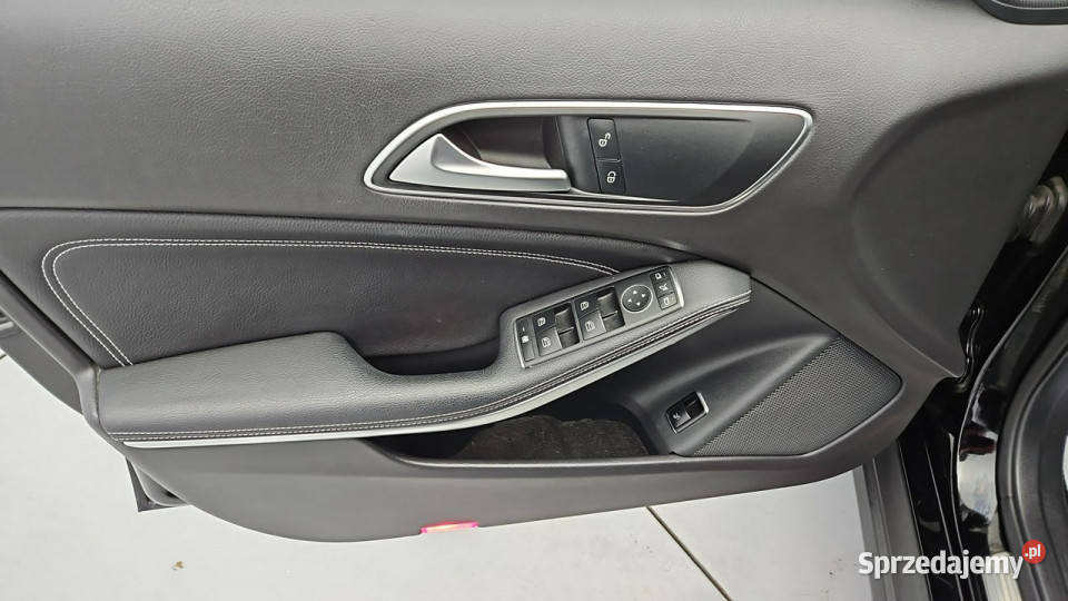 Mercedes GLA 200 0 7GDCT Urban Z Polskiego kurtyny powietrzne sprzedam