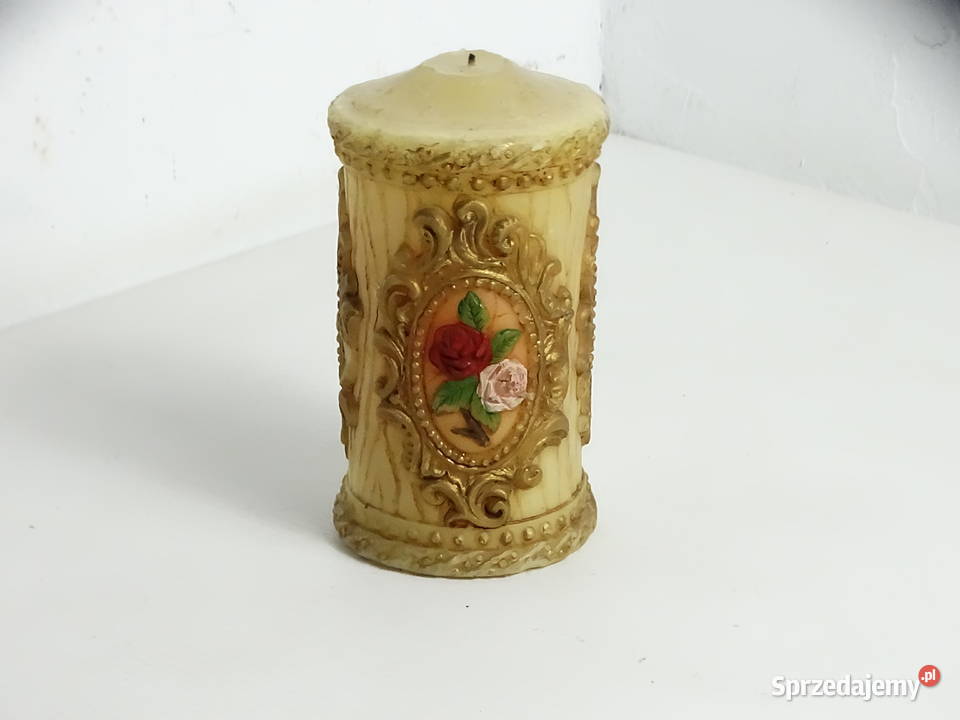Ozdobna świeca ozdobna rzeźbiona vintage barok z Biłgoraj
