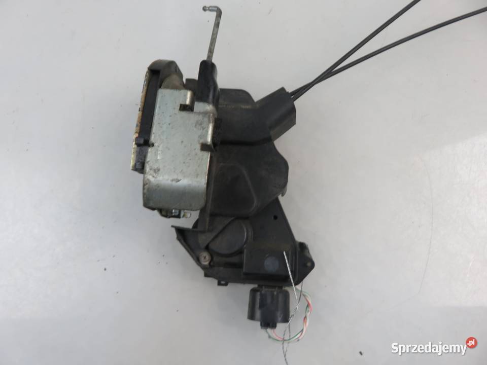 ZAMEK PRAWY PRZEDNI TOYOTA PREVIA II osobowe