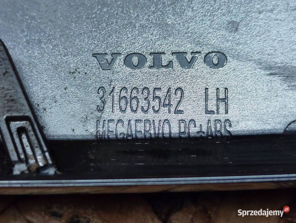 Ramka Zderzaka Listwa Chrom Lewy Tył Volvo XC90 Listwy i nakładki Pleszew