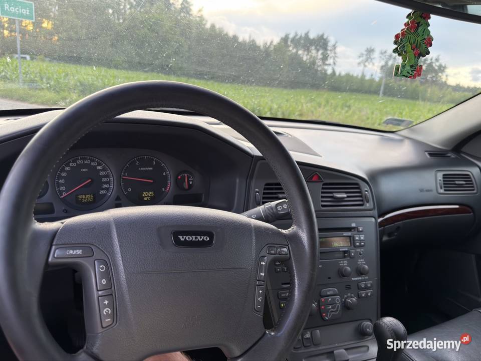 VOLVO V70 25TDI MANUAL SKÓRY NAWIGACJA ASR (kontrola trakcji)
