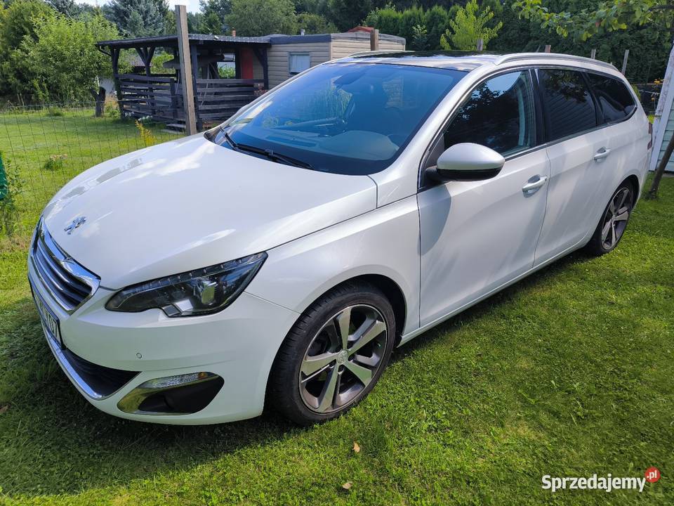 Peugeot 308 SW II 2015 148 815 Benzyna Dach Rok produkcji 2015 Łódź sprzedam