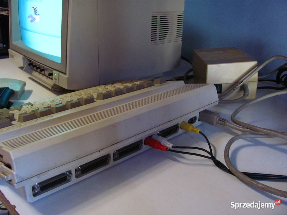 Komputer Amiga 600 z zasilaczem Łódź