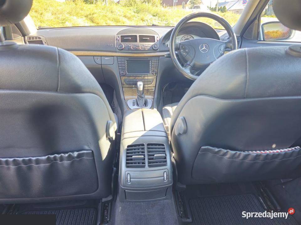 MercedesBenz E320 T CDI Avantgarde 204 2005r 204KM Nowodworce