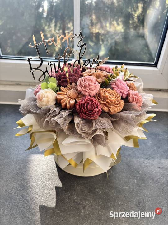 Bukiet z mydlanych kwiatów Flowerbox Kikół sprzedam