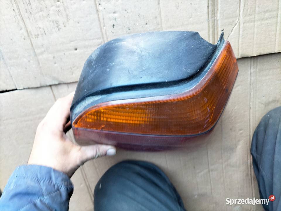 GOLF 3 MK3 LAMPA TYLNA PRAWA Lampy tylne Kamień-Kolonia