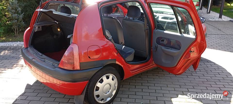 Renault Clio 12 benzyna czarne tablice2