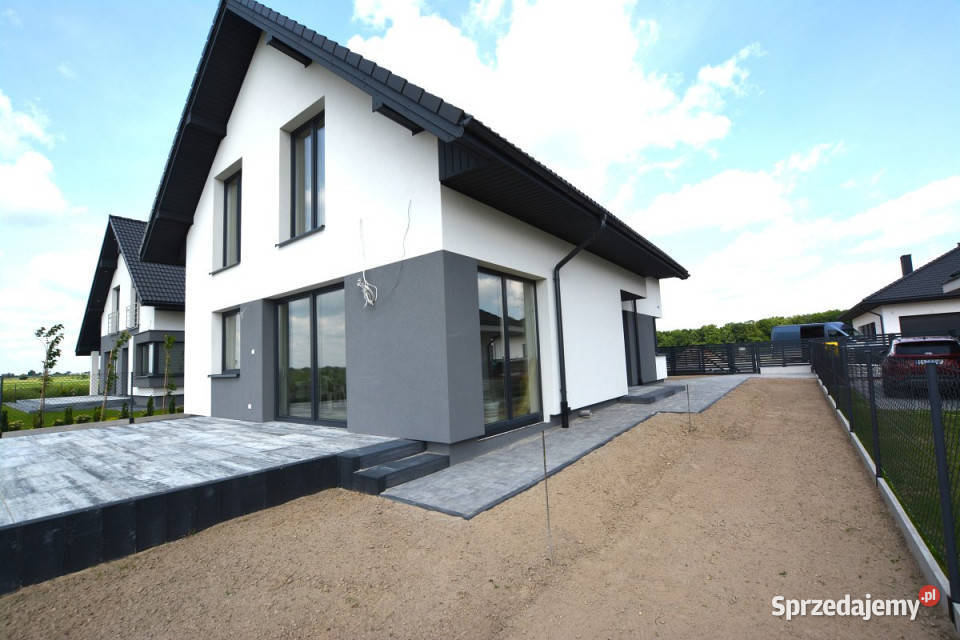 Dom wolnostojący Żabia Wola 16681m2 Rok budowy 2024