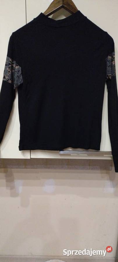 Bluzka półgolf w kolorze bczarnym Bluzki i koszule Odzież damska sprzedam