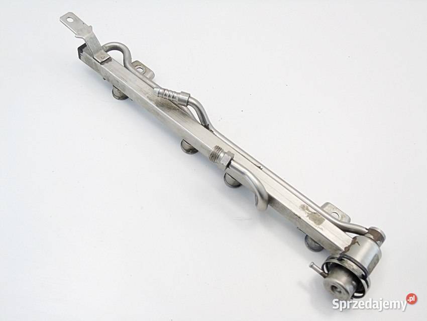 LISTWA WTRYSKOWA PALIWA 16 8V PASSAT B5 AUDI A4 osobowe Sosnowiec