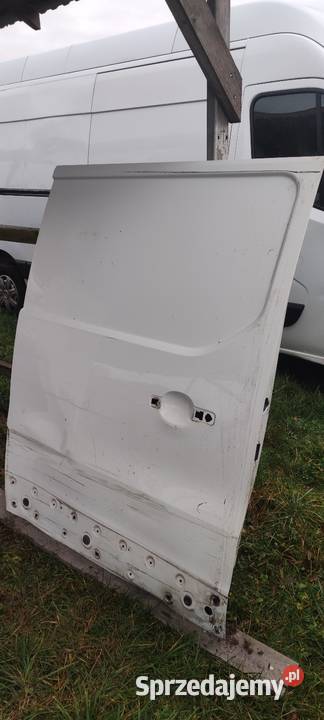 Drzwi przesuwne prawe Trafic III Vivaro NV300