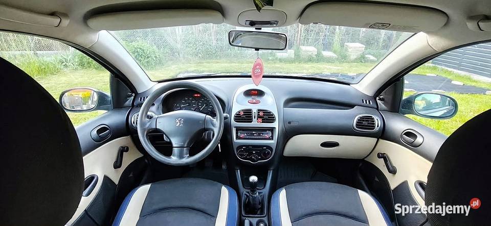 Peugeot 206 XDesign 2004r 11 Benzyna Ekonomiczny Rok produkcji 2004 Jasło