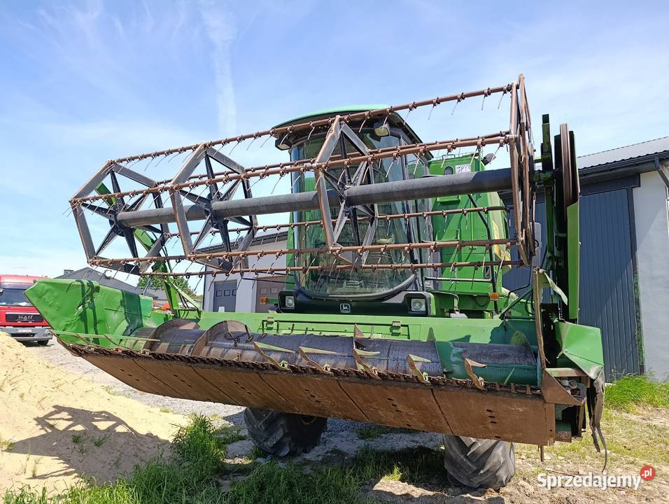 Kombajn zbożowy John Deere 1052 1166 Rawica Nowa