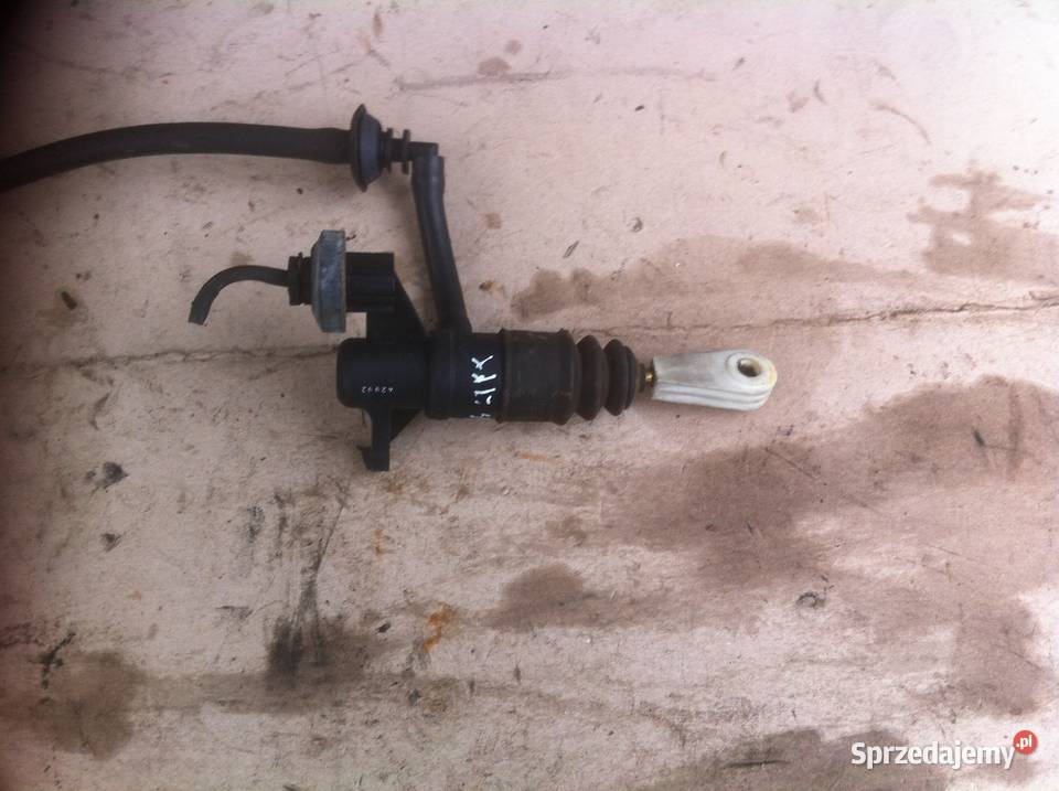 Pompa sprzęgłą Audi A4 B5 lift 19 TDI osobowe sprzedam