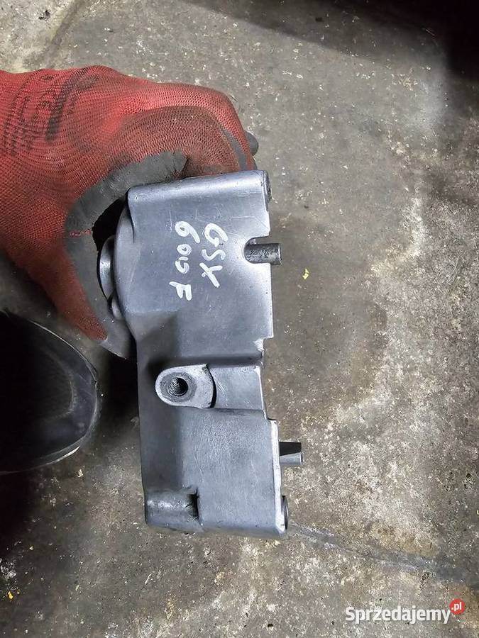 Suzuki GSX 600 f osłona kapa dekiel zębatki lewa Jelenia Góra sprzedam