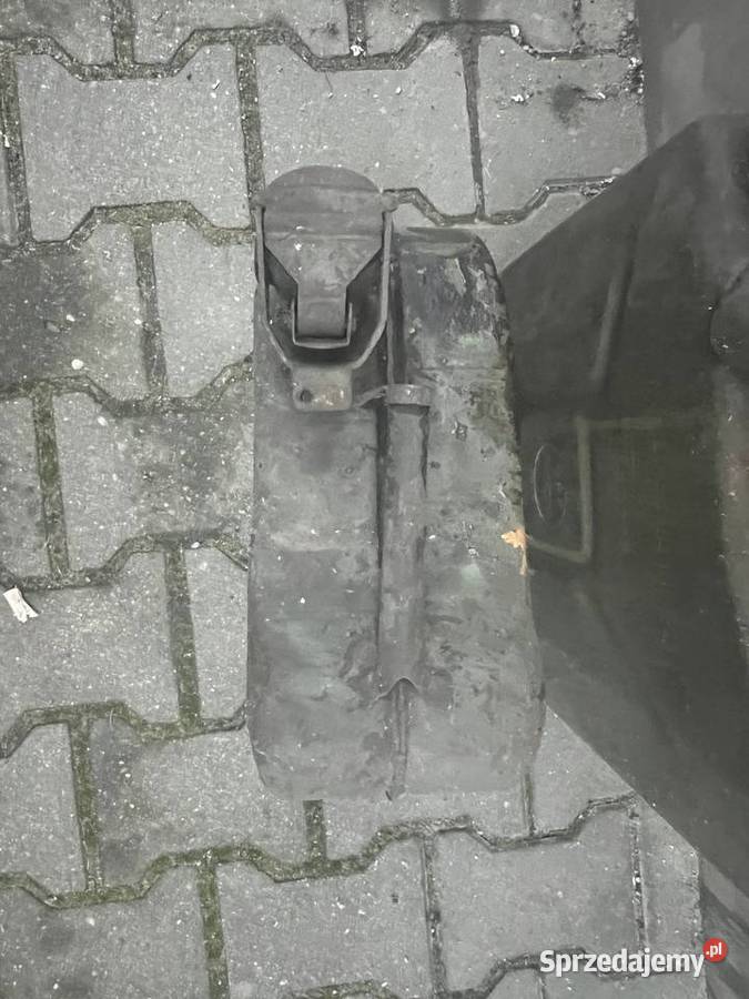 Kanistry metalowe 1x20 1x10 l Kościan sprzedam