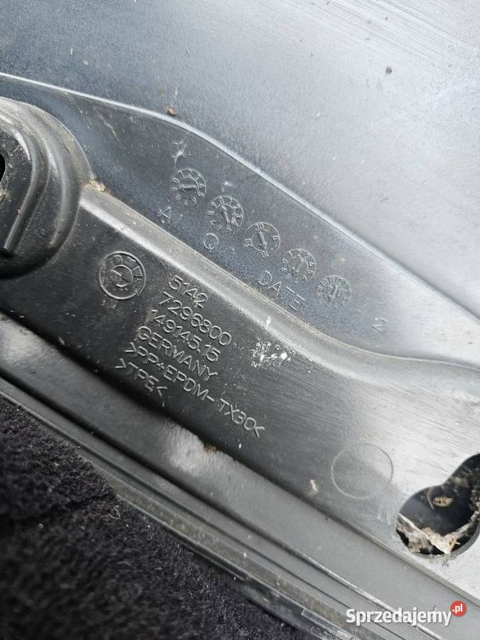 BMW I3 POSZYCIE DRZWI PRAWY TYŁ PRAWE 7296800 osobowe Międzychód sprzedam