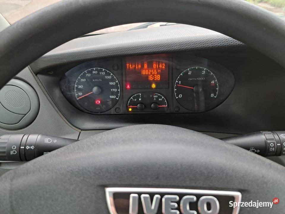 Iveco doka wywrotka 2012r Warszawa