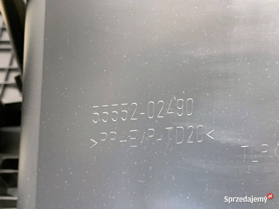 SCHOWEK PASAŻERA TOYOTA COROLLA E21